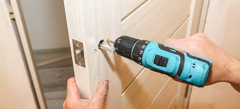 Old Door Knob Repair in Brandon, FL