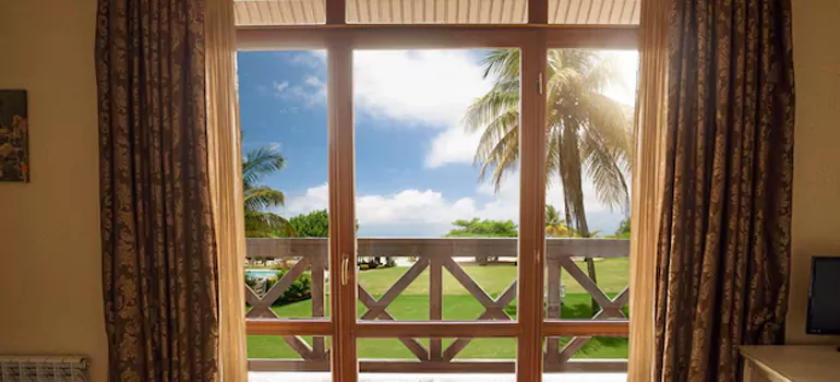 Residential Garden Window Enclosure Repair in Brandon, FL